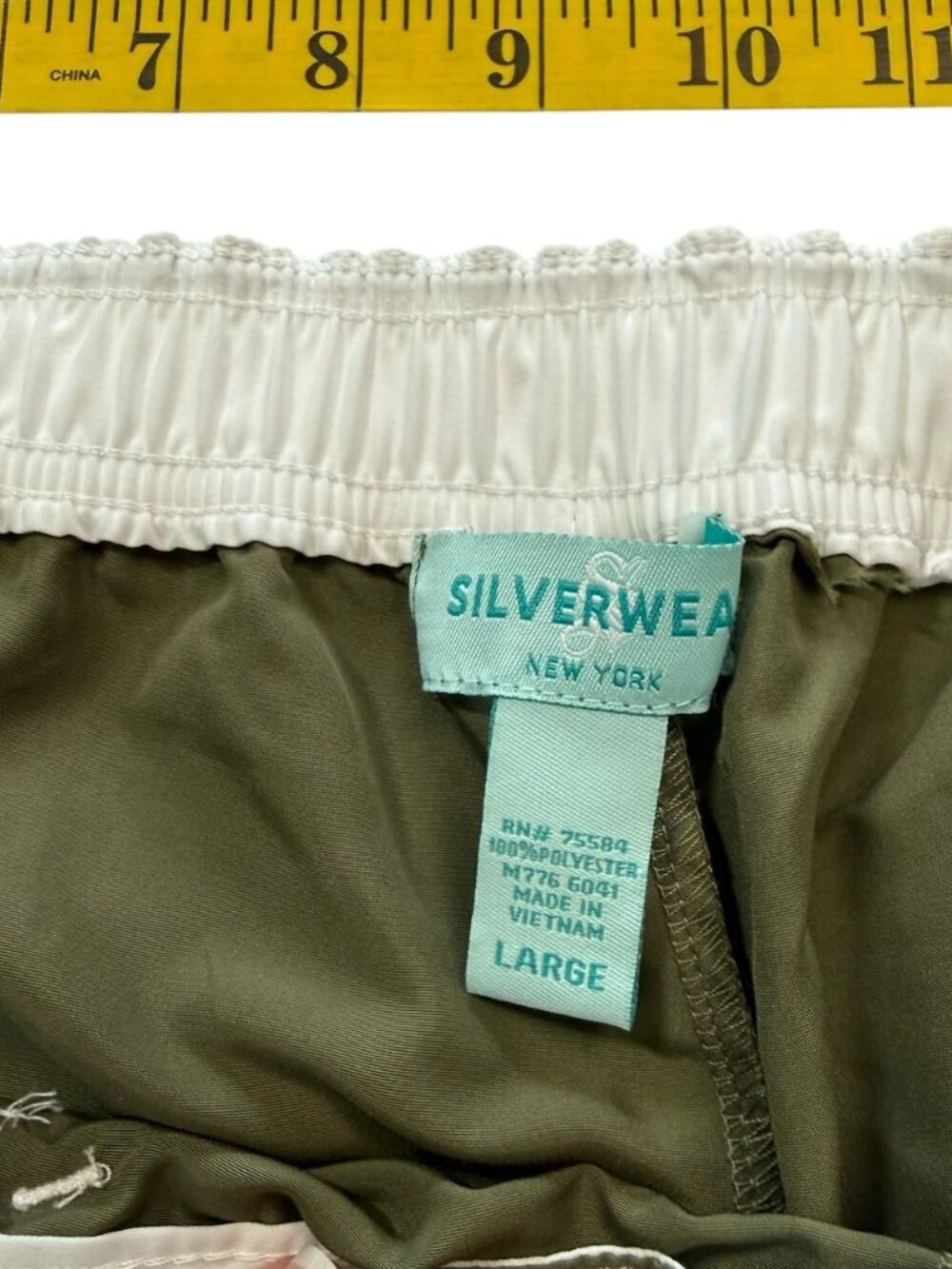 Silverwear Capris Womens Pants Size Large Olive Green Comfy - Picture 8 of 11